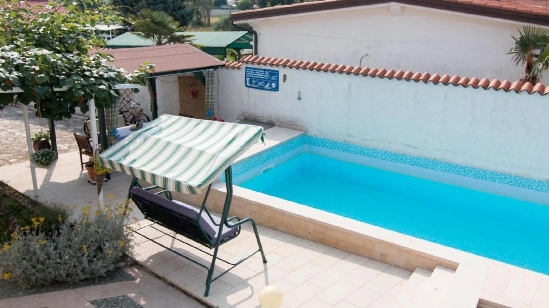 Apartment Ferienwohnung Fuer 2 Personen Ca 25 Qm In Fazana-Surida, Istrien Istrische Riviera Valbandon Croatia